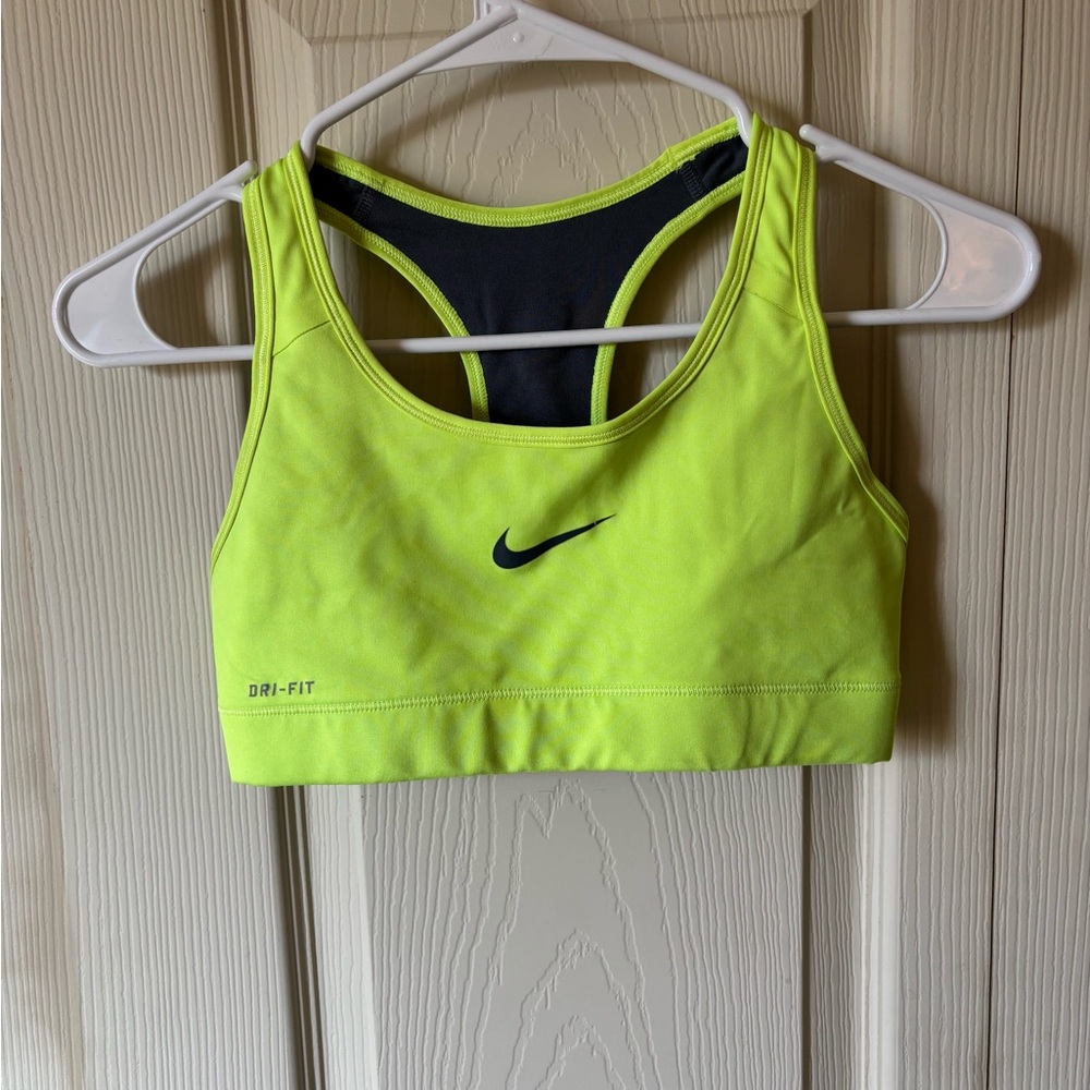 Set of 4 Nike Women's Dri-FIT Sports Bras
